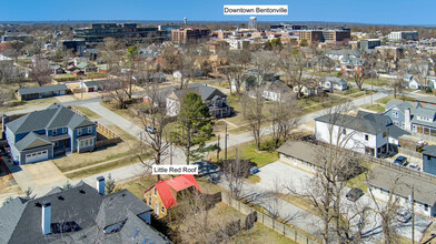 401 SE C St in Bentonville, AR - Building Photo - Building Photo