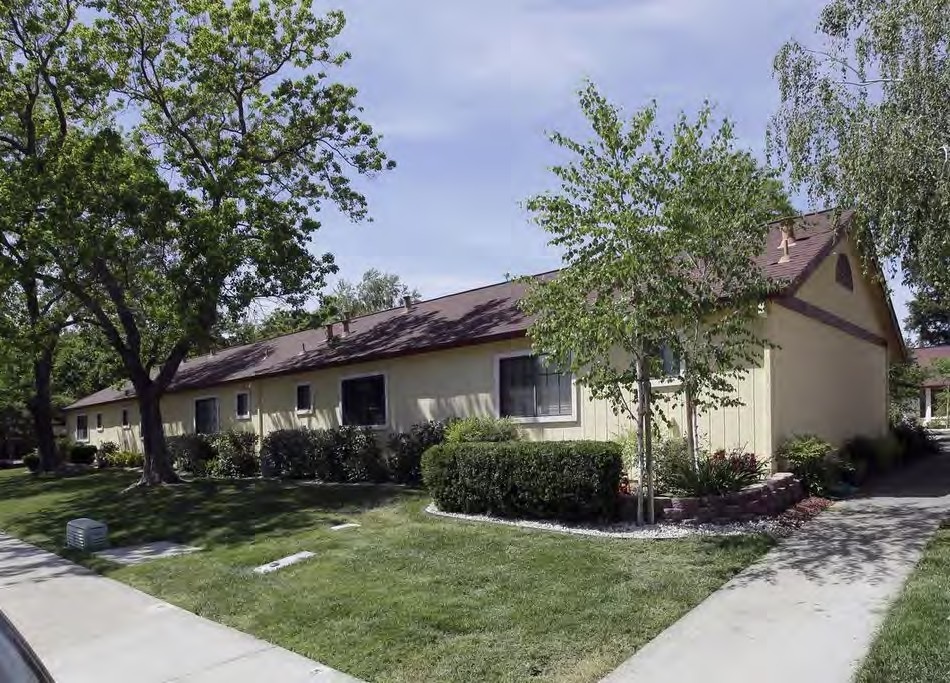 Woodland Apartments in Woodland, CA - Building Photo