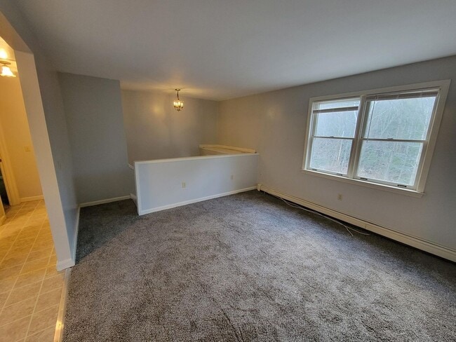 95 Old County Rd N in Francestown, NH - Building Photo - Building Photo