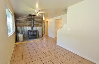 816 S Wardwell Ave in Emmett, ID - Building Photo - Building Photo