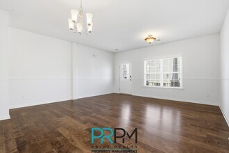 413 Graypointe Dr in Greer, SC - Building Photo - Building Photo