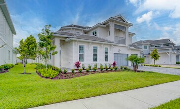 9346 Crestview Cir in Palm Beach Gardens, FL - Building Photo - Building Photo