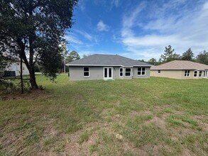 7063 N Ripley Dr in Citrus Springs, FL - Building Photo - Building Photo