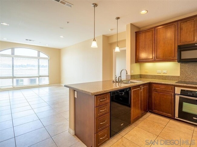 3887 Pell Pl in San Diego, CA - Building Photo - Building Photo