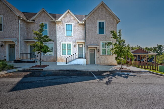 394 S Hill Ave in Fayetteville, AR - Building Photo - Building Photo