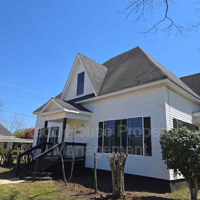 property at 112 N John St