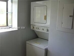 107 Gardens Dr in Pompano Beach, FL - Building Photo - Building Photo