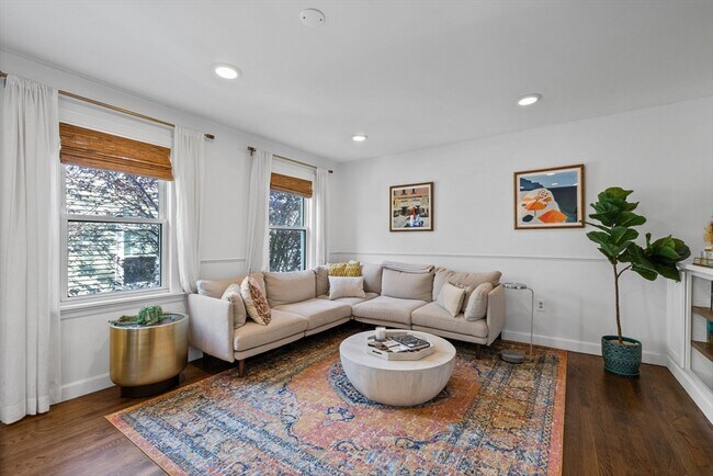 3 Short St Pl in Boston, MA - Building Photo - Building Photo
