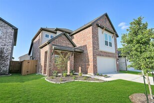 21030 Treasure Gate Ln in Cypress, TX - Building Photo