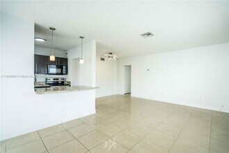 1940 Biarritz Dr in Miami Beach, FL - Building Photo - Building Photo