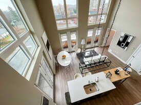 630 S Goodman St in Rochester, NY - Building Photo