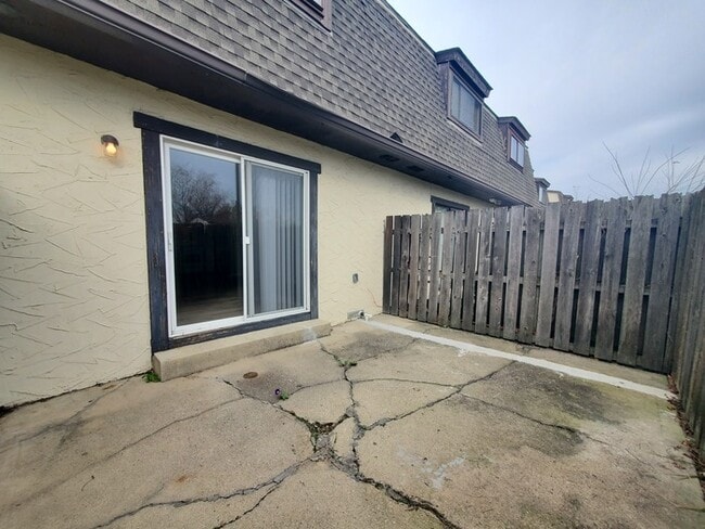 6551 Santa Cruz Pl in Reynoldsburg, OH - Building Photo - Building Photo