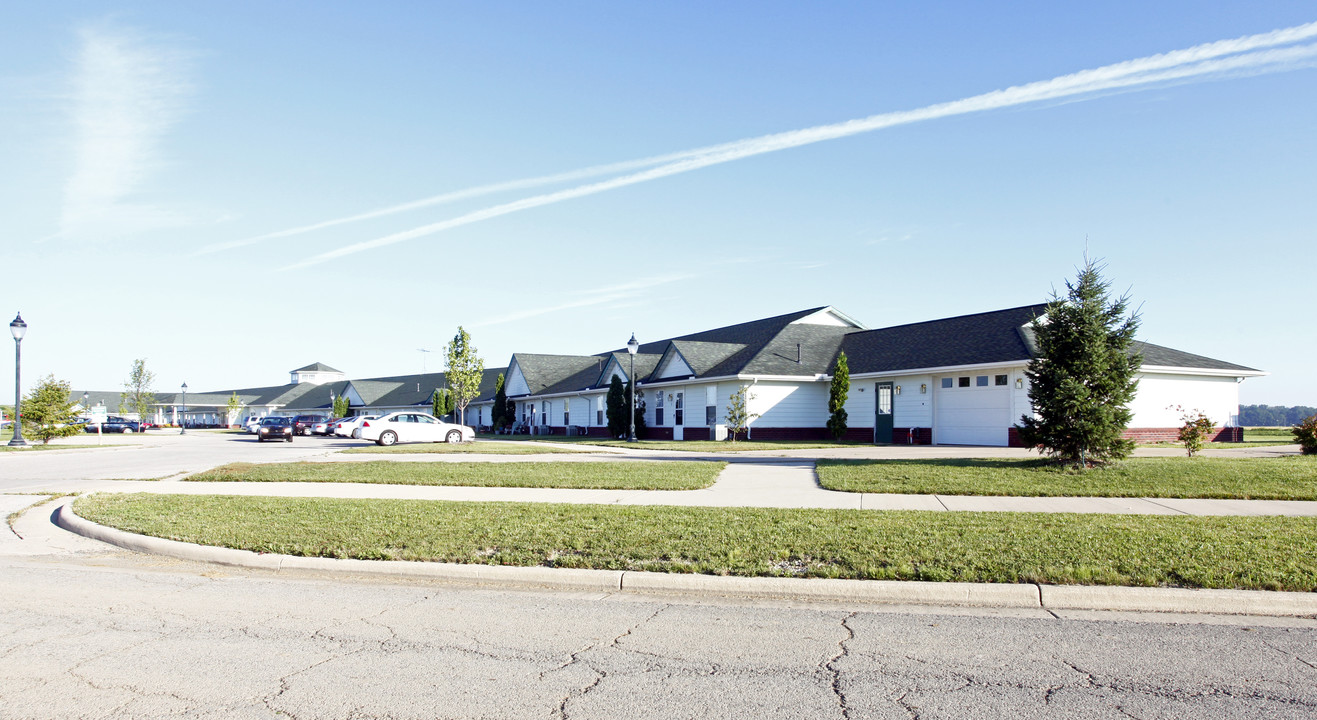 Eagle Springs Retirement Living in Dundee, MI - Building Photo