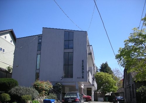 Scandia Apartments in Seattle, WA - Building Photo - Building Photo