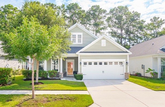 3084 Grand Bay Ln