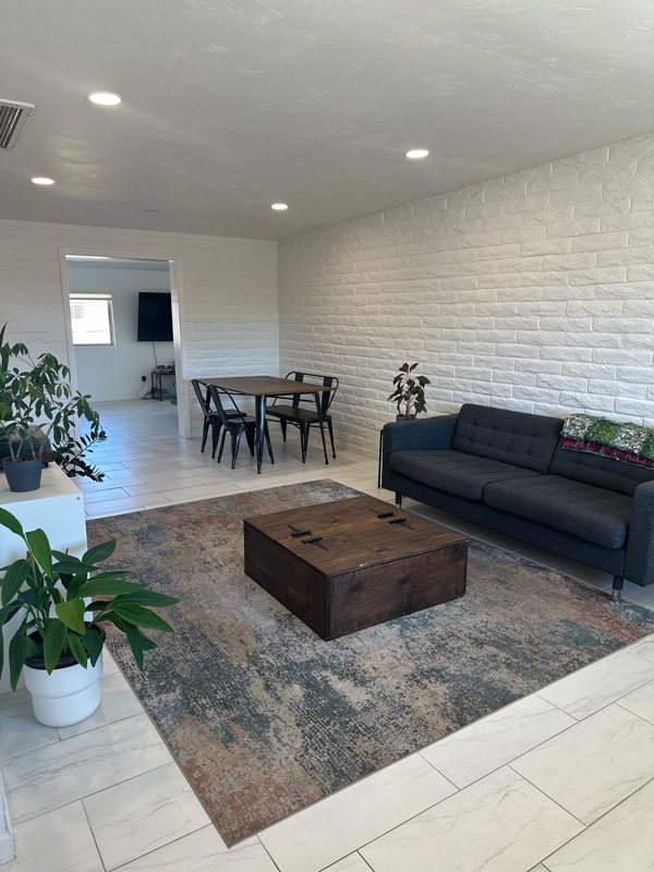 7651 E Mary Dr in Tucson, AZ - Building Photo - Building Photo