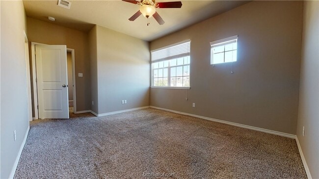 3519 Summerway Dr, Unit 2 Bedroom 77 in College Station, TX - Building Photo - Building Photo