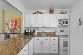 5401 NW 2nd Ave in Boca Raton, FL - Building Photo - Building Photo