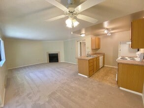 The Ridge and The Shores in Federal Way, WA - Building Photo - Building Photo