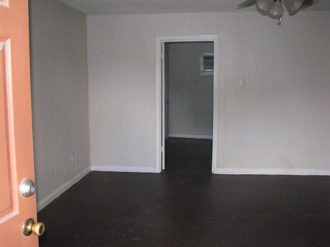 property at 3812 Wipprecht St