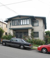 1126-1130 Mohawk St in Los Angeles, CA - Building Photo