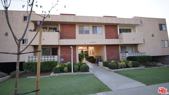 1538 Stanford St in Santa Monica, CA - Building Photo - Building Photo