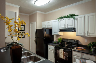 Carrington Park in Jonesboro, GA - Foto de edificio - Building Photo