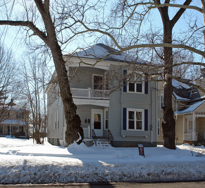 1217 W 5th St in Lorain, OH - Building Photo