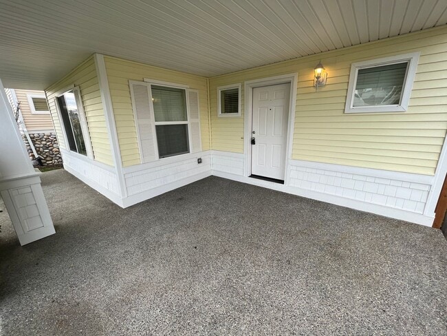 3226 Hoffman Hill Blvd in Dupont, WA - Building Photo - Building Photo