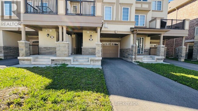 25 McGrath Ave. in Richmond Hill, ON - Building Photo - Building Photo