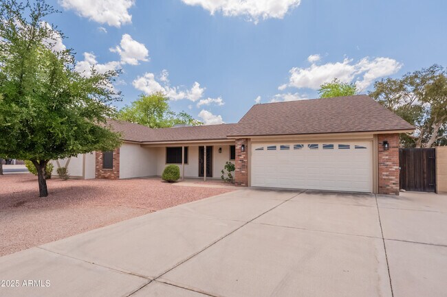 property at 6743 E Ingram St