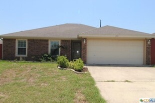 2607 Curtis Dr