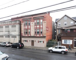 478 S Main St in Waterbury, CT - Building Photo