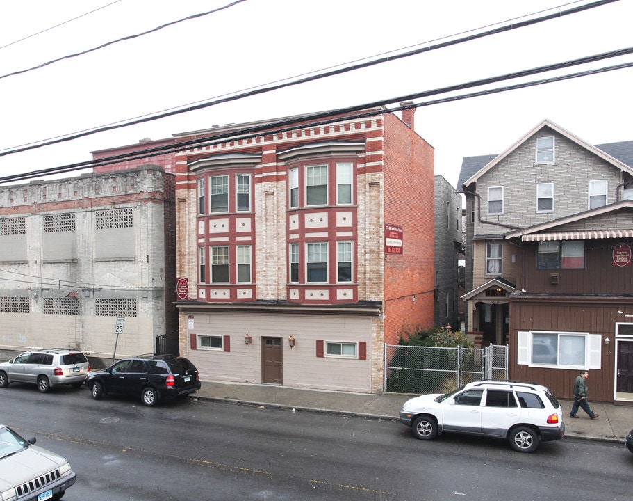 478 S Main St in Waterbury, CT - Building Photo