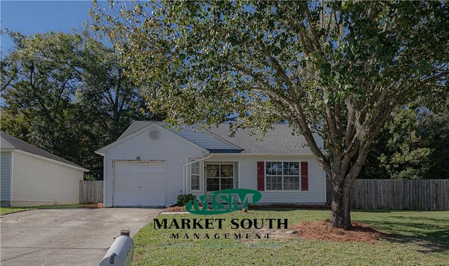 235 Laurelwood Dr in Savannah, GA - Building Photo - Building Photo