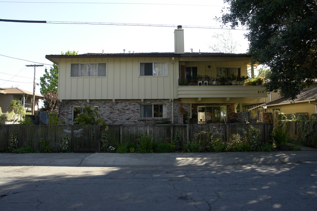 816 Fremont St in Menlo Park, CA - Foto de edificio