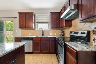 108 Quarry Ln in Liberty Hill, TX - Building Photo - Building Photo
