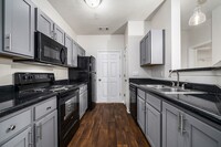 Highland Lakes Apartment Homes in Prattville, AL - Building Photo - Building Photo