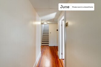 Room in Shared 4 bed/1 bath home in Somerville, MA - Foto de edificio - Building Photo