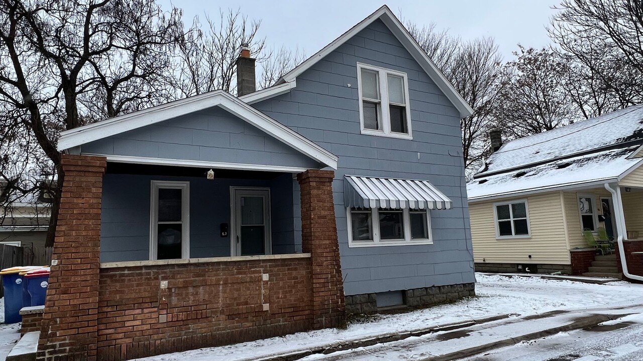 44 Vandine Pl NE in Grand Rapids, MI - Building Photo
