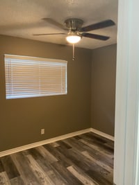 304 Furlong Dr photo'