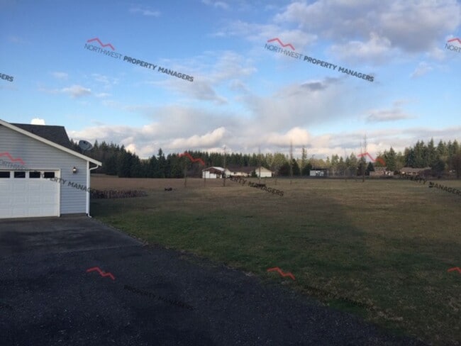 423 E Avery Rd in Chehalis, WA - Building Photo - Building Photo