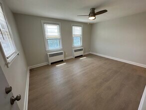 3301 Indian Queen Ln, Unit C in Philadelphia, PA - Building Photo - Building Photo