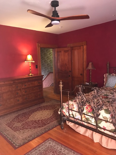 47 Dartmouth St in Springfield, MA - Building Photo