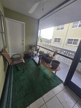 1425 Arthur St, Unit 410B in Hollywood, FL - Foto de edificio - Building Photo