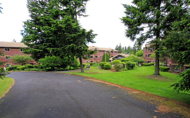 Houser Terrace in Renton, WA - Foto de edificio - Building Photo