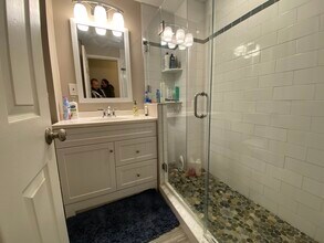 210 Hemenway St, Unit 1B in Boston, MA - Building Photo - Building Photo