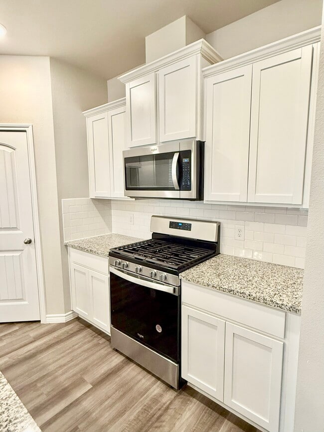 7814 Bronco Buster Dr in Corpus Christi, TX - Building Photo - Building Photo