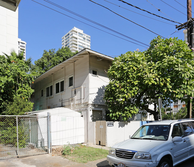 2457 Cleghorn St in Honolulu, HI - Building Photo - Building Photo