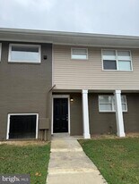 2050 Nike Dr in Waldorf, MD - Building Photo